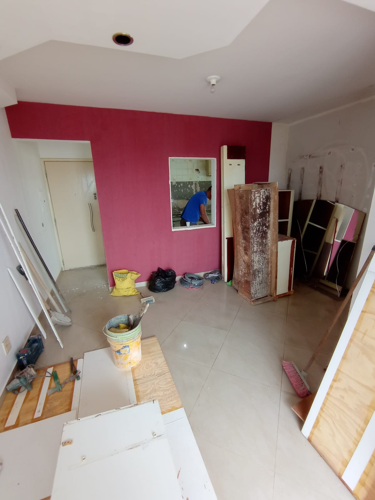 Cozinha e sala integrada — antes